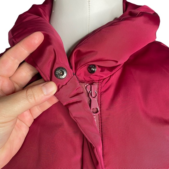 GAP Burgundy Puffer Zip Vest - Picture 9 of 14